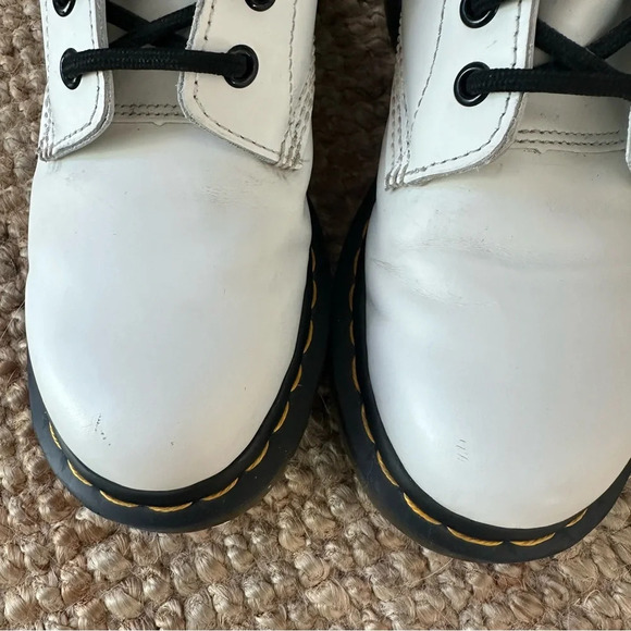 Doc Martens 1460 SMOOTH LEATHER LACE UP BOOTS - Picture 11 of 13